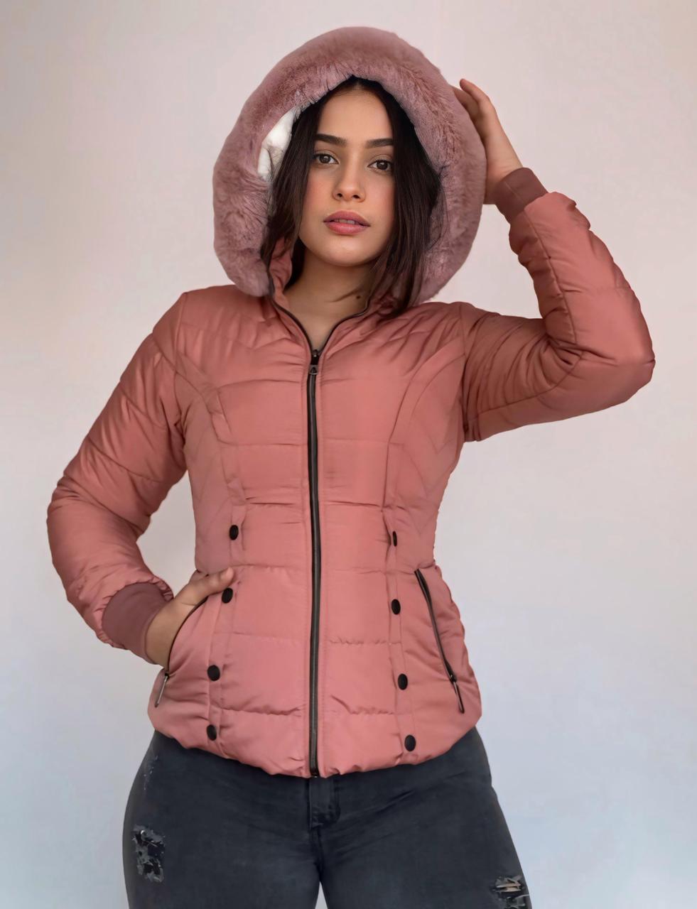 Chaqueta capota peluche