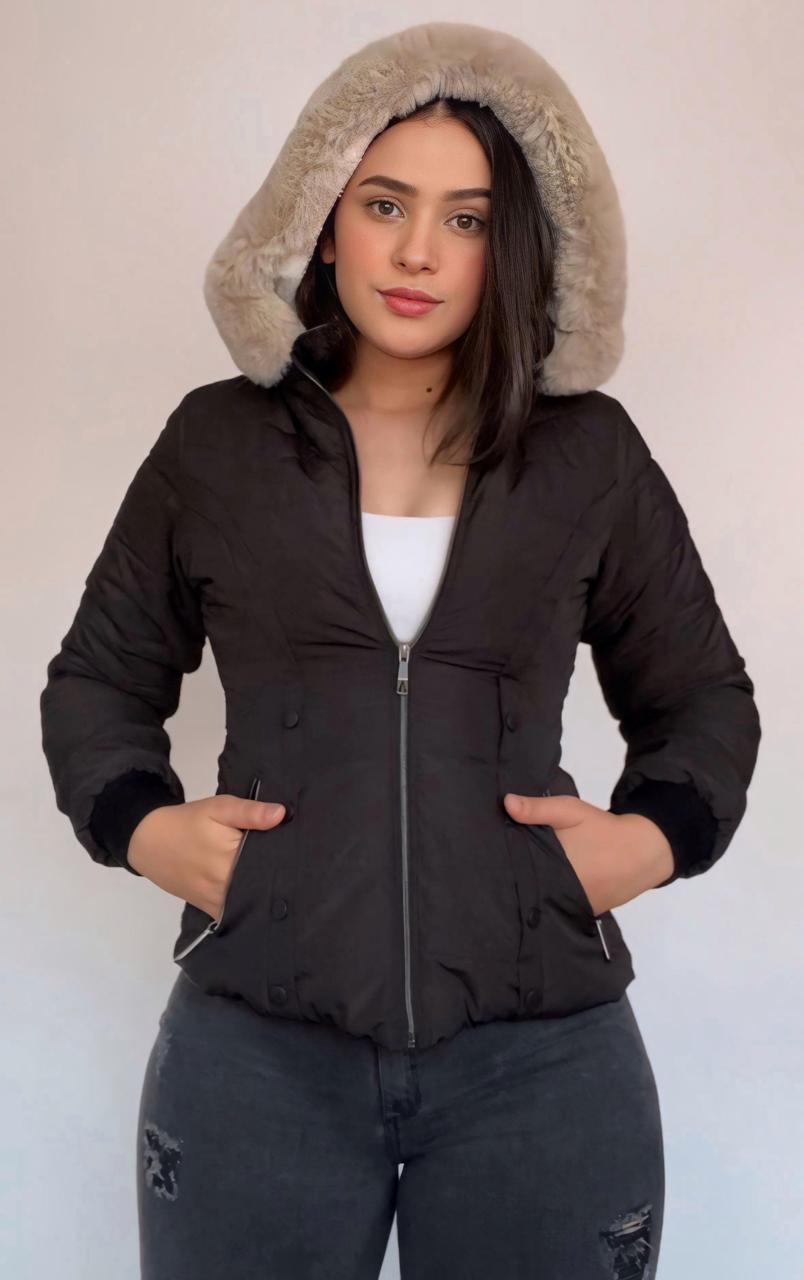 Chaqueta capota peluche